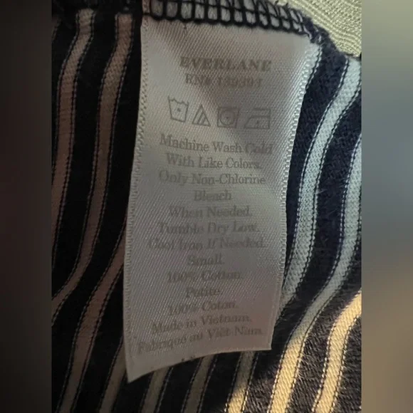 Everlane box-cut long-sleeved shirt with hood - Picture 10 of 12